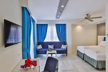Ξενοδοχείο Livia 3*