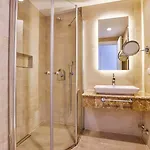 Livia Hotel 3*