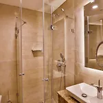 Livia Hotel 3*