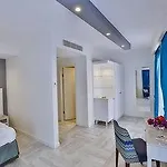 Hotel Livia 3*